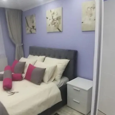Apartman Ami 2 *