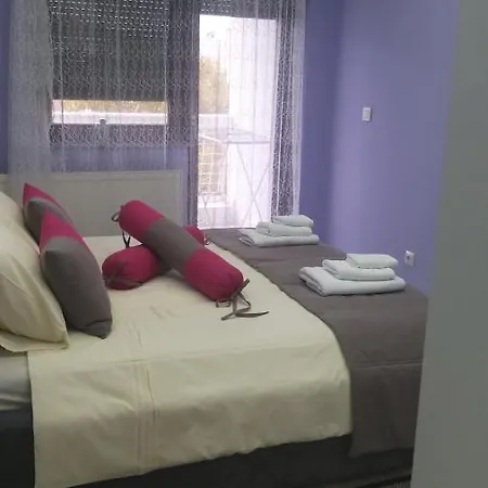 Lägenhet Apartman Ami 2