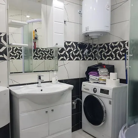 Lägenhet Apartman Ami 2